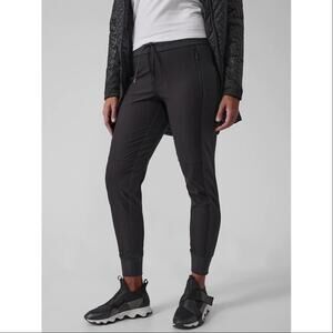 Athleta | Women’s Black Headlands Hybrid Trek Jogger Pant Stretch Legging Sweat